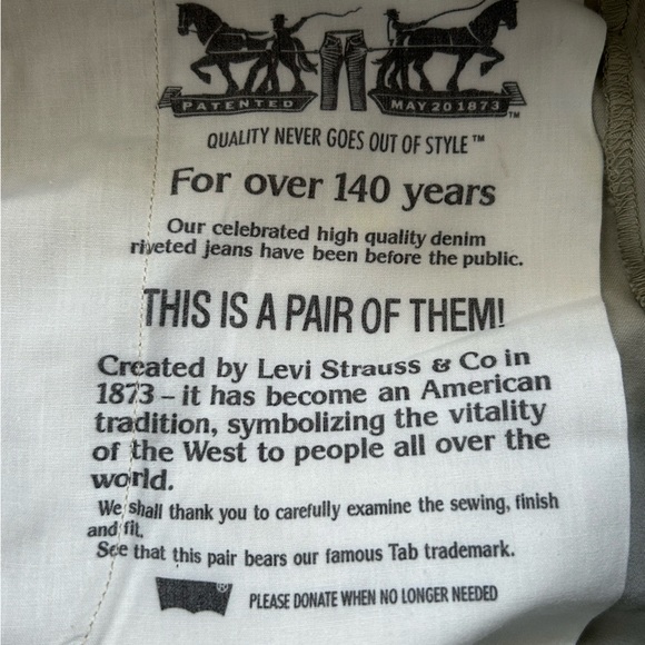 Levi Strauss Women's Gray Casual Shorts with Drawstring Sz 28 - Picture 6 of 12